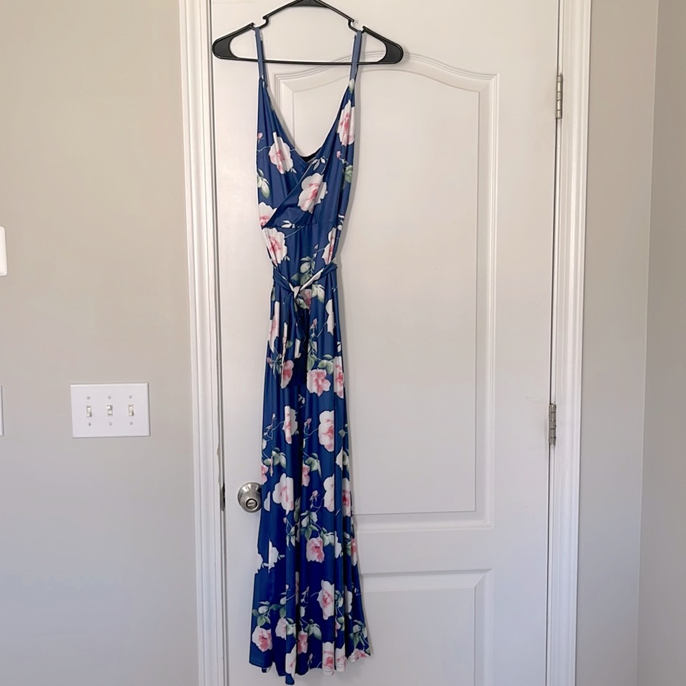 Never worn floral maxi dress
